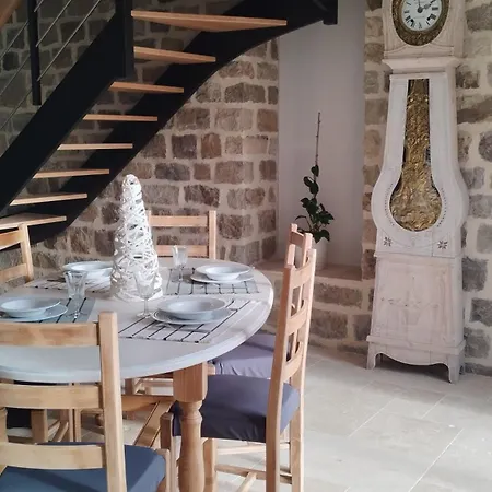 La Ferme Ecole Perrou